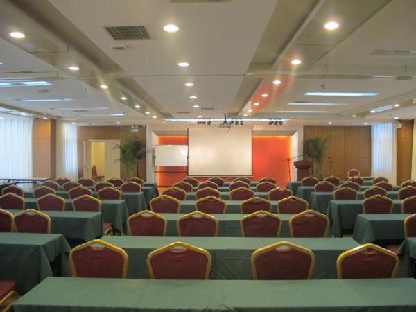 Jingjiang Inn Zhengzhou Hongqi Road Buitenkant foto