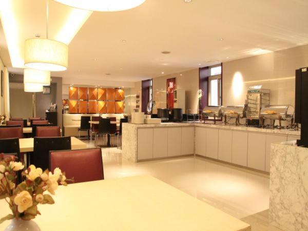 Jingjiang Inn Zhengzhou Hongqi Road Buitenkant foto